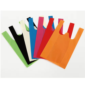 Bolsa de Tela No Tejida Plegable de Alta Calidad para Camisetas y Artículos Diversos, Diseño con Corte en W, Reciclable para Uso Comercial - Product Image 2