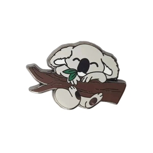 Épinglez vos passions en vrac produire une tenue personnalisée accessoires de boutique de mode épingle en émail Koala pour événements et cadeaux promotionnels épingle - Product Image 2