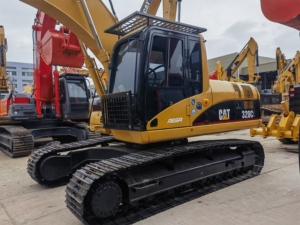 Excavadora CAT 320CL de segunda mano con una capacidad de 20 toneladas. Excavadora de cadenas CATERPILLAR 320C en buen estado. - Product Image 3