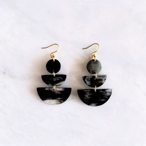 Pendientes Colgantes Geométricos Negros de Filigrana de Cuerno de Búfalo con Diseño de Caparazón de Tortuga, Joyería para Mujer - Product Image 1