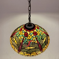 Lustre suspendu en verre Tiffany rouge en forme de libellule, style vintage européen, style campagnard, coloré et teinté