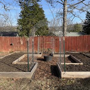 <strong>Farm</strong> <strong>Fence</strong> T Post 6 Ft 7 Ft 8 Ft 10 Ft Green Painted Steel <strong>Fence</strong> Post For <strong>Farm</strong> Ranch Garden Cattle Fencing - Product Image 3