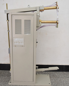 Soudeuse par points à pédale 2+2 3+3 pour tôles galvanisées, équipement de fabrication de conduits HVAC efficace - Product Image 5