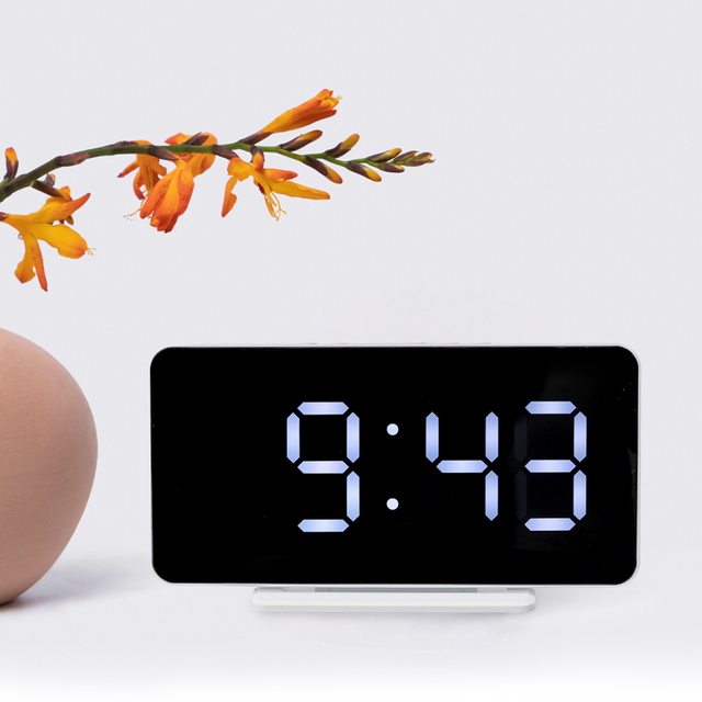 New LED Ultra-thin Digital Desk Clock with Sleep Function Battery Operated Plastic Material Displaying Time Temperature Humidity