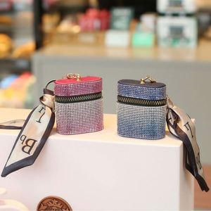 กระเป๋าใส่เหรียญพกพาขนาดเล็ก ดีไซน์หรูหราประดับเพชร พร้อมเคสป้องกัน Airpods และพวงกุญแจ - Product Image 3