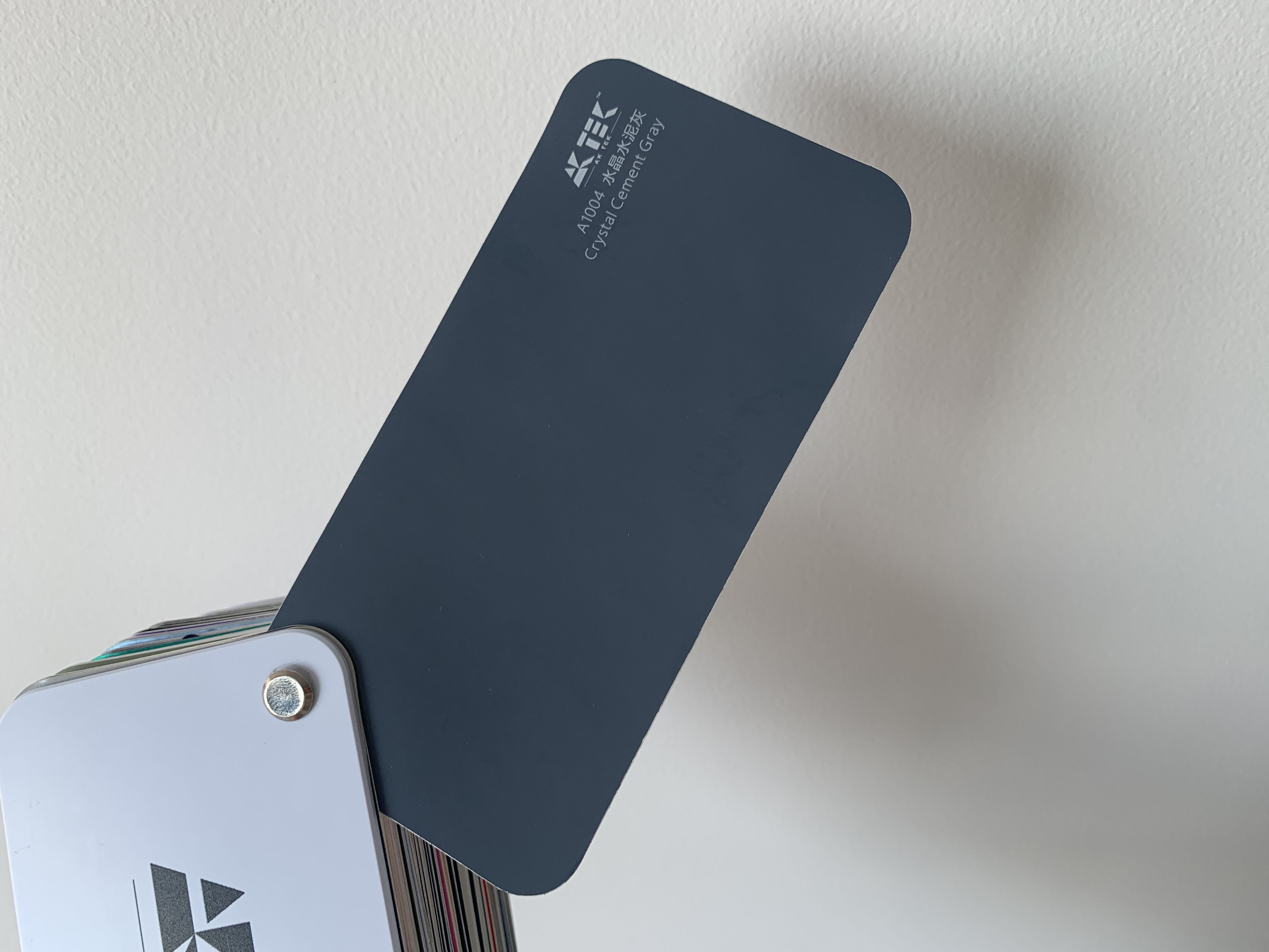 คริสตัลซีเมนต์เกรย์