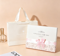 Coffret Cadeau Premium à Fermeture Magnétique en Matériaux Recyclés avec Sac en Papier Assorti, Emballage de Luxe Imprimé en Quatre Couleurs pour Écharpe