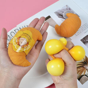 Juego de Juguetes Sensoriales de Peluche con Forma de Pan, Juguetes de Dibujos Animados para Relajación, Regalos para Fiestas, Premios Escolares y Ventas en Tiendas de Juguetes - Product Image 1