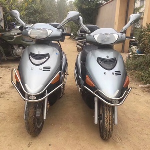 Suzuki Neptune <span class=keywords><strong>125</strong></span> 125CC Usada - Diseño Elegante, Eficiente en Consumo de Combustible, Experiencia de Conducción Duradera y Cómoda, Motos a Gasolina - Product Image 1