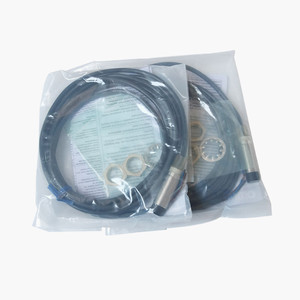 Interruptor de proximidad inductivo E2B-M12KS04-WZ-C1 - Product Image 5