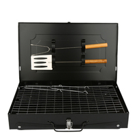 Barbecues d'extérieur modernes en acier laminé à froid avec four anti-oxygène facile à nettoyer pour des barbecues élégants en extérieur