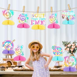 Décorations Tie Dye pour 10e anniversaire de filles, <span class=keywords><strong>8</strong></span> pièces, centres de table en nid d'abeille, thème arc-en-ciel rétro hippie, papier imperméable - Product Image 6