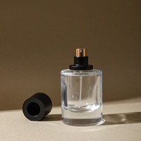 Botol semprot parfum segi enam kustom kosong bentuk khusus mewah grosir kaca bening 30ml 50ml 100ml kosmetik dengan kemasan kotak