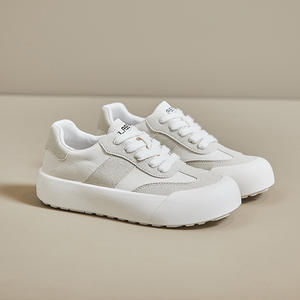 Nuevos zapatos blancos pequeños de verano para mujer, suela gruesa, calzado versátil, zapatillas deportivas informales para estudiantes pequeños para mujer - Product Image 3