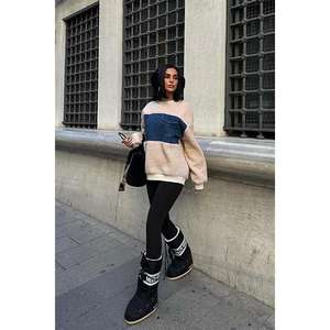 Sudadera de Forro Polar Sobe Color Piedra con Detalle en el Pecho de Mezclilla, Prenda Informal Transpirable para Mujer - Product Image 6