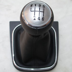 หัวเกียร์รถยนต์ 1K0 711 113CF หนังสีดำลายไม้ สำหรับรถยนต์โฟล์คสวาเกน - Product Image 4