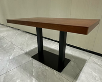 Tables de salle à manger de restaurant en bois massif stratifié MDF carrées sur mesure