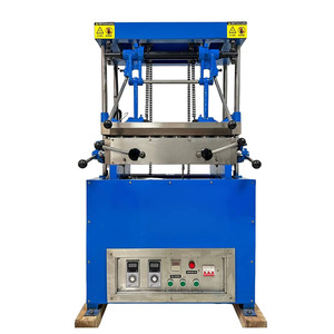 Machine manuelle à gaufres pour cornets de crème glacée, équipement commercial pour la fabrication de cornets croustillants - Product Image 1