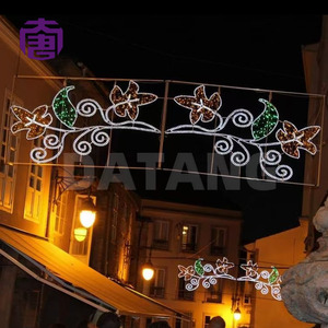 Lumière décorative de Noël à double éclairage pour rue, créant un repère festif suspendu au-dessus des itinéraires piétonniers - Product Image 4