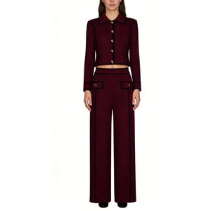 Conjunto de Pantalones Anchos de Punto con Ribete en Contraste para Mujer - Traje Formal de 2 Piezas con Botones Dorados - Product Image 1