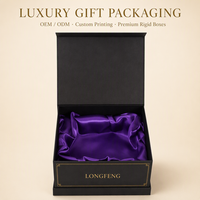 Boîte cadeau haut de gamme en matériaux recyclés, emballage de luxe avec couvercle rabattable, intérieur satiné noir mat drapé de violet, fermeture magnétique pour perruque