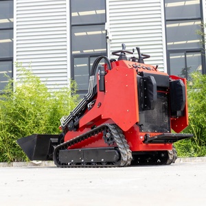 Mini-chargeuse compacte économique avec moteur Rato, pompe à engrenages et commandes pilote pour le transport de matériaux agricoles - Product Image 5