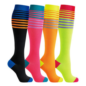 Chaussettes de sport athlétiques Bilu pour le cyclisme, la course à pied, le marathon, la randonnée, l'escalade, évacuation de l'humidité, séchage rapide, haute élasticité - Product Image 1
