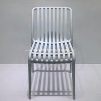 Chaises de salle à manger empilables classiques noires en plastique PP, étanches, portables, pour hôpital et salon – Vente directe usine, meilleur prix