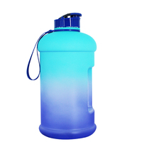 Bouteilles d'eau motivantes de 74 oz avec marqueur de temps, bouteilles de sport à petite ouverture, carafe d'eau portable de 2,2 L (demi-gallon)
