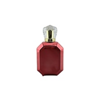 Flacon de parfum en verre plat rouge de style vintage de luxe de 50 ml, écologique, avec pulvérisateur à pompe à estampage à chaud, logo personnalisé, échantillon gratuit, soin de la peau