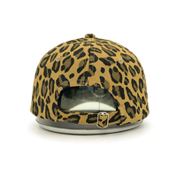 Op maat gemaakte gepersonaliseerde design luipaardprint met diamanten versiering, 6-delige baseballcap, snapback cap met metalen gesp