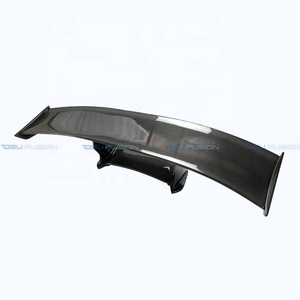 สปอยเลอร์หลังคาร์บอนไฟเบอร์ทรง Nsmo สำหรับ Nissan GT-R R35 ปี 2008-2023 รุ่น MY17 พร้อมไฟเบรกสีแดง - Product Image 5