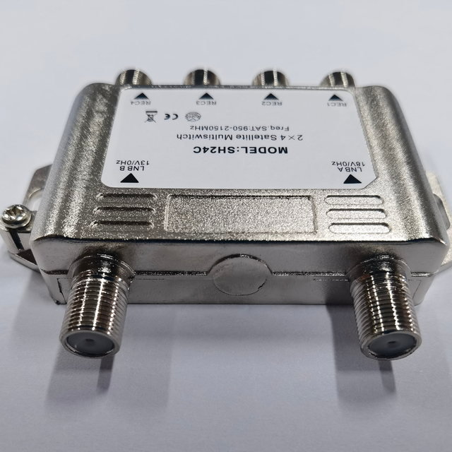 Satellite Multiswitch 2 in 4 Out 950 to 2150MHz 2X4 Satellite Multiswitch