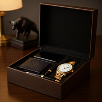 Boîte à montre de luxe avec fermeture magnétique, poignée, doublure en éponge, lamination brillante/mate, emballage rigide haut de gamme pour montres de luxe