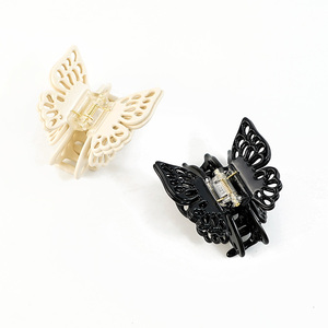 CANYUAN CE Pinza de Pelo Personalizada de Acetato Negro de Doble Capa de 6.4cm con Diseño de Mariposa Blanca para Mujer - Product Image 1