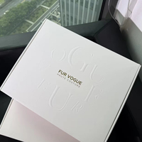 Venta al por Mayor de Cajas de Embalaje de Papel Reciclado Ecológicas con Logotipos en Relieve para Ropa Interior Térmica, Calcetines y Pieles - Diseño Moderno y Lujoso