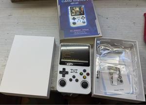 2025 nuevo diseño R36S Joystick <span class=keywords><strong>Retro</strong></span> 10000 juegos consola de videojuegos clásica reproductor portátil de 64GB/128GB - Product Image 4