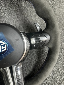 Volant de voiture en alcantara et fibre de carbone, <span class=keywords><strong>prix</strong></span> de gros d'usine, m Performance pour BMW F10 - Product Image 2