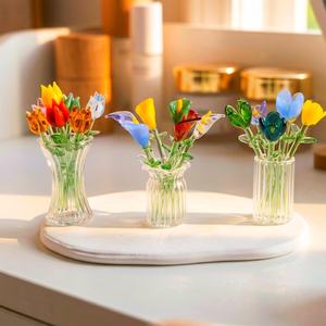 Juego de Jarrones de Vidrio Hechos a Mano con Forma de Tulipán, Decoración con Flores Artificiales Coloridas - Product Image 1