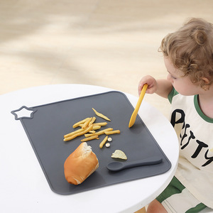 Tapis de table en silicone imperméable facile à nettoyer en gros d'usine - Product Image 2