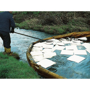 Absorbentes de derrames Carvel 50L para aceites y derivados del petróleo en bolsa de polietileno - Product Image 3