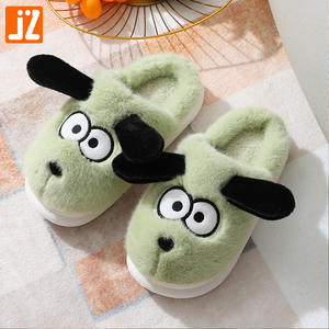 Chaussons d'intérieur unisexes chauds et tendance, style plateforme, motif dessin animé mignon, en fourrure douce antidérapante pour chambre d'enfant - Product Image 2