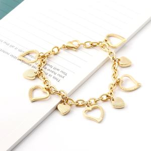 Pulsera de Acero Inoxidable 316L con Baño de Oro PVD de 18K, Diseño de Corazón, Resistente al Agua, para Mujer, Venta al Por Mayor - Product Image 3