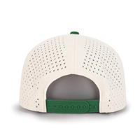 Casquette de Baseball Blanche Personnalisée 5 Panneaux avec Logo Écusson en Caoutchouc, Imperméable, Découpe Laser, Trous Percés Perforés, Casquette de Sport Camionneur