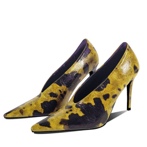 Sandali con tacco a spillo a punta a V con stampa mucca, taglia 45, da donna, vintage, con motivo craquelé, per piedi larghi - Product Image 1