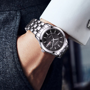 Relojes Mecánicos Minimalistas Personalizados OEM de 40 mm para Hombre, Calendario y Día de la Semana, Reloj Automático de Acero Inoxidable 316L con Correa Plateada - Product Image 4