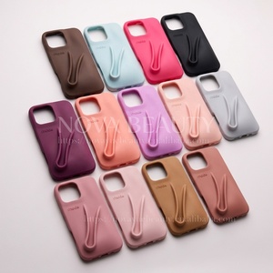 rhode Vente en gros : Ensemble Coque iPhone et Gloss à Lèvres avec Coque de Téléphone en Silicone, Protection Intégrale 360°, Couleur Hydratante et Repulpante pour Femme - Product Image 3