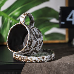 مخصص طباعة نمط الفراولة والكرز على السيراميك اليدوي والأسود خلط نسيج الحجر الأبيض المتفاعل - Product Image 4