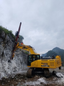 암반 천공기 PVT-DS7 디젤 구동식 115-140mm 직경 30-40m 깊이 광산 및 채석장 표면 채광용 - Product Image 6