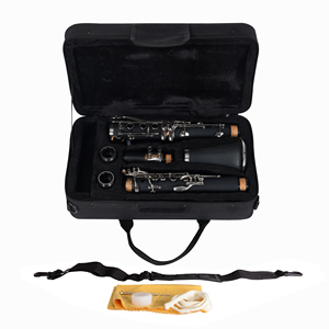 <span class=keywords><strong>Clarinete</strong></span> Bb Modelo Estudiante, 17 Llaves, Cuerpo <span class=keywords><strong>de</strong></span> Ebonita con Acabado <span class=keywords><strong>de</strong></span> Veta <span class=keywords><strong>de</strong></span> <span class=keywords><strong>Madera</strong></span>, Llaves Niqueladas, con Estuche Premium (CL3041N) - Product Image 4